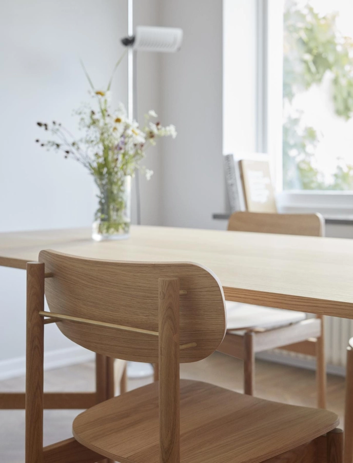 1092000-3 Vester Chair 06_M.jpg