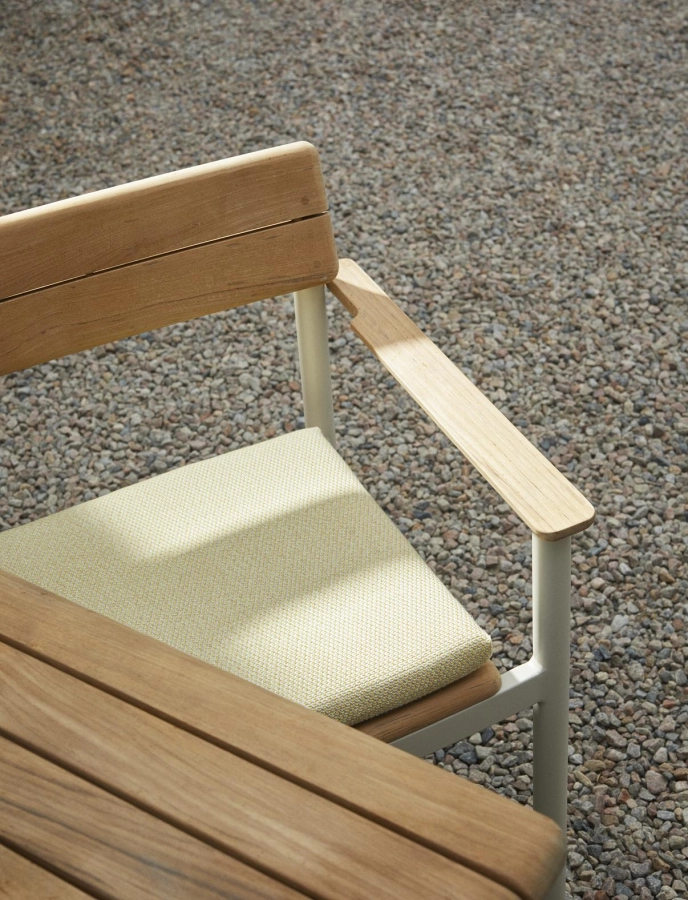 1961055 Pelago Chair Cushion_M.jpg