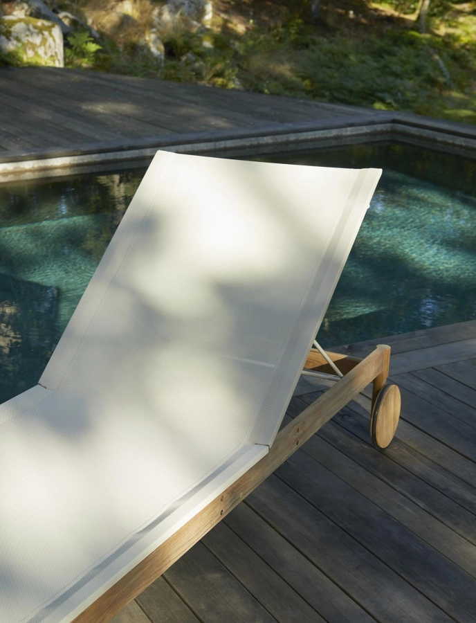 1430055 Pelago Sunbed 02_M.jpg