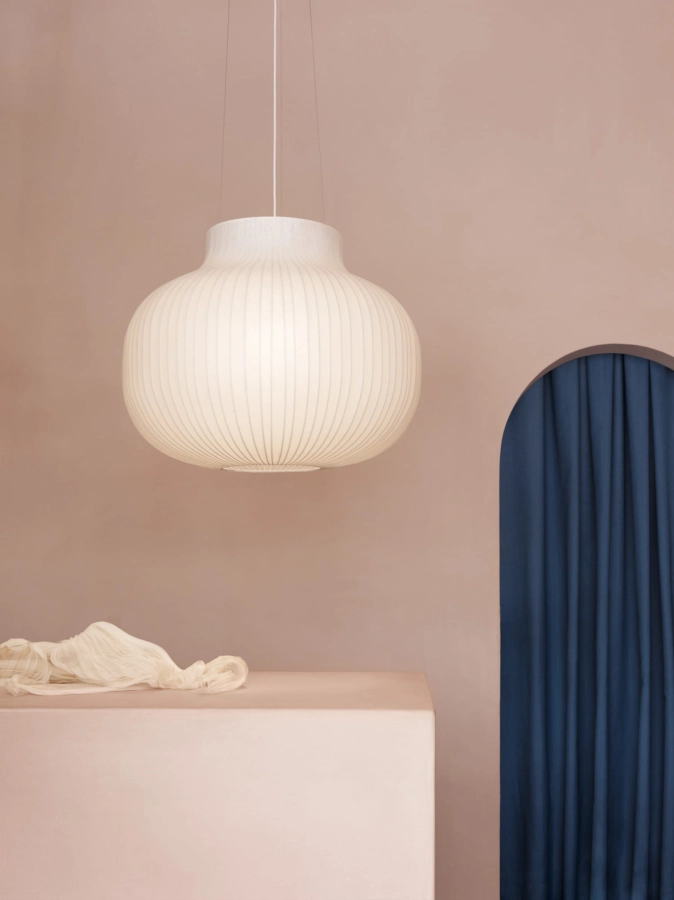 4265-strand-pendant-lamp-lifestyle-image-204806104859.tif.jpeg