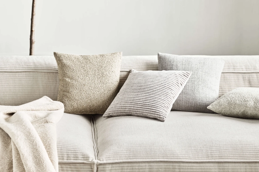 cosima-classic-cushion-plover.jpg.webp