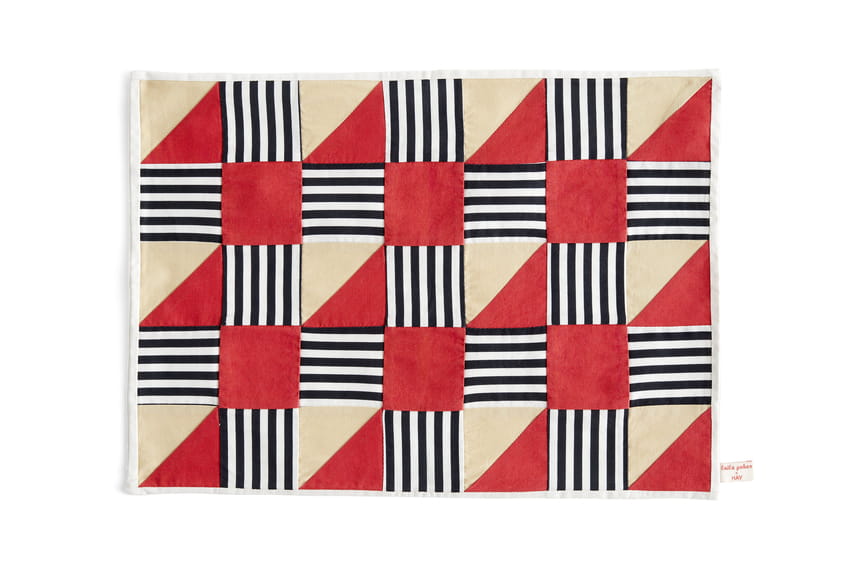 541557_Sobremesa Place Mat stripe red.jpg