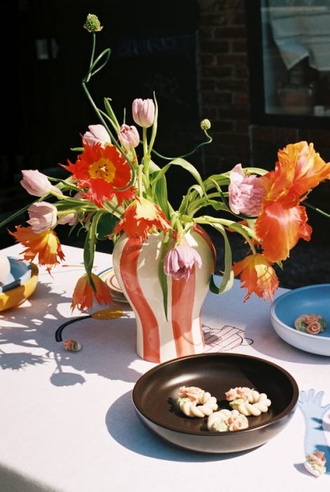 Sobremesa Stripe Vase S red (2).jpg