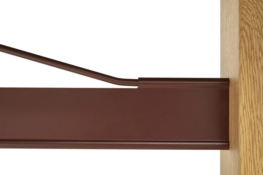 9462191009000_Passerelle Table wb lacquer oak frame and edge burgundy powder coated crossbar 03.jpg