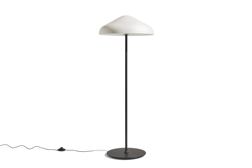 9367553009000_Pao Steel Floor Lamp cream white.jpg