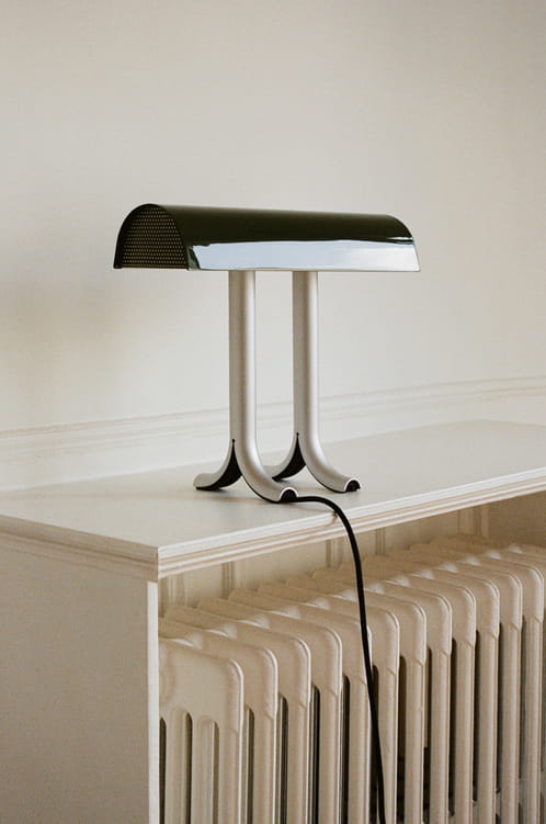 Anagram Table Lamp iron black 02.jpg