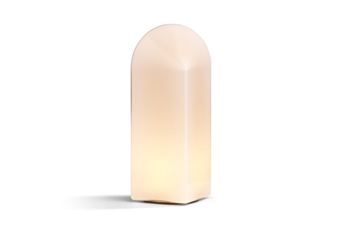9450152009000_Parade Table Lamp 320 blush pink on.jpg