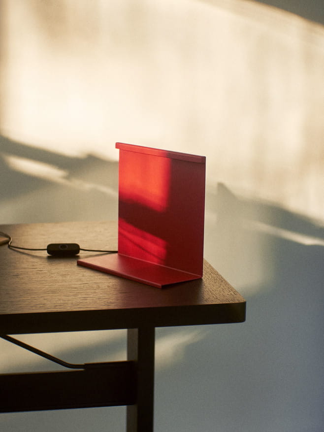 LBM Table Lamp tomato red_Passerelle Table wb lacquered walnut.jpg