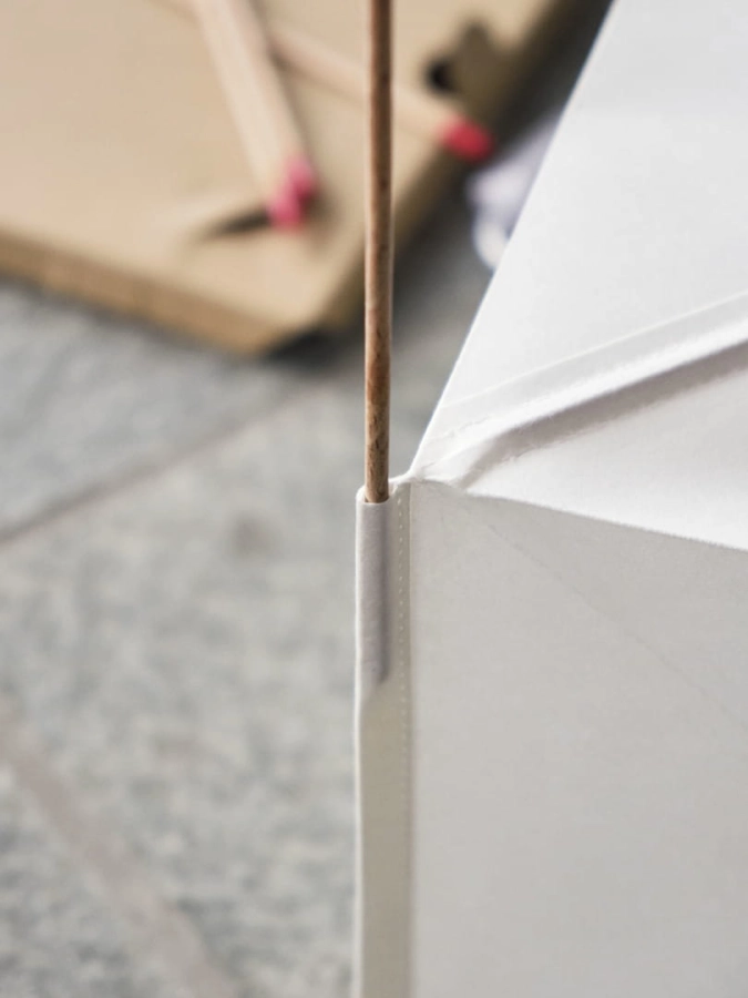 Paper Cube Table Lamp_detail 08.jpg