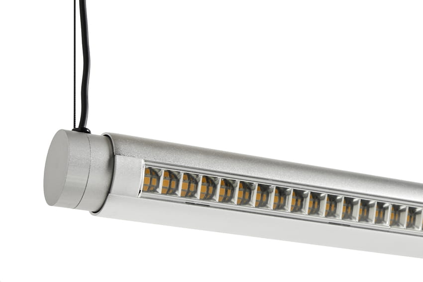 9466131109000_Factor Linear Suspension Lamp 1500 Directional clear anodised alu_detail.jpg