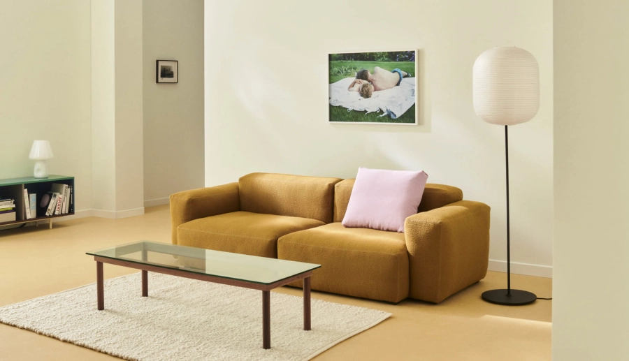 Mags Soft Low Armrest 2,5 Seater Combination 1 flamiber olive beige stitches_Kofi wb lacquered walnut clear glass.jpg