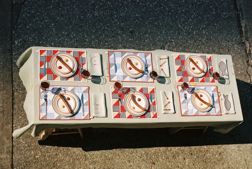 Sobremesa Tablecloth L300 green_Sobremesa Place Mat_Sobremesa Plate 18,5 Set of 2 red.jpg