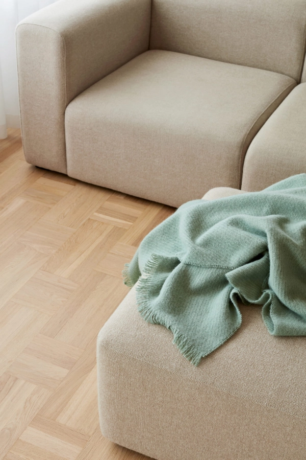 Mags Sofa Uph Hallingdal 0200_Mono Blanket verdigris green.jpg
