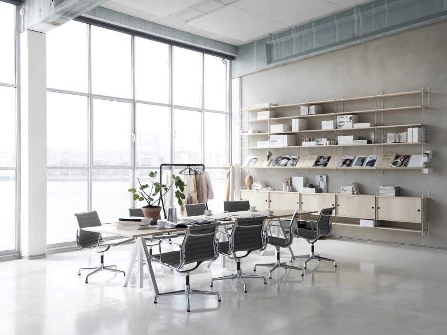string-works-work-space-ash-white-1_landscape_large.jpeg