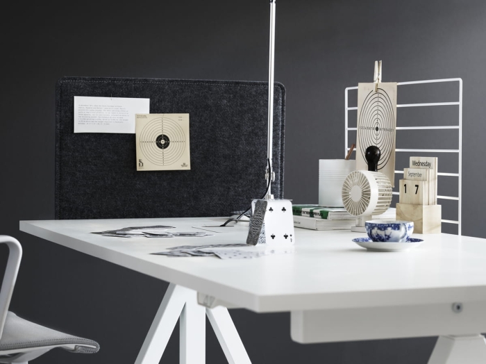 string-works-workspace-fabricsleeve_landscape_large.jpeg