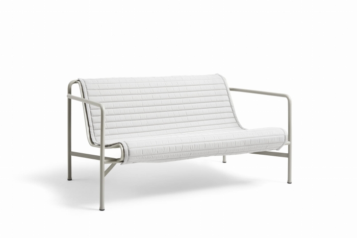 8120411109000_Palissade Lounge Sofa sky grey_Palissade Lounge Sofa Quilted Cushion sky grey.jpg