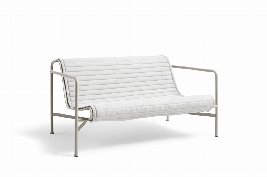 8120411109000_Palissade Lounge Sofa sky grey_Palissade Lounge Sofa Quilted Cushion sky grey.jpg