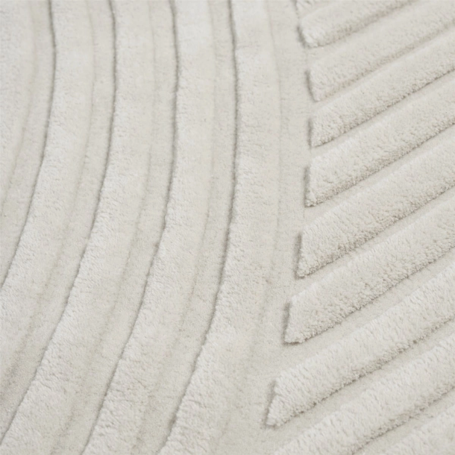 Relevo-rug-off-white-detail-Muuto-5000x5000-hi-res_(150).jpg