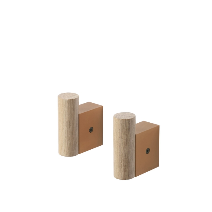 Attach-coat-hooks-burnt-orange-oak-set-2-Muuto-5000x5000-hi-res_(150).jpg