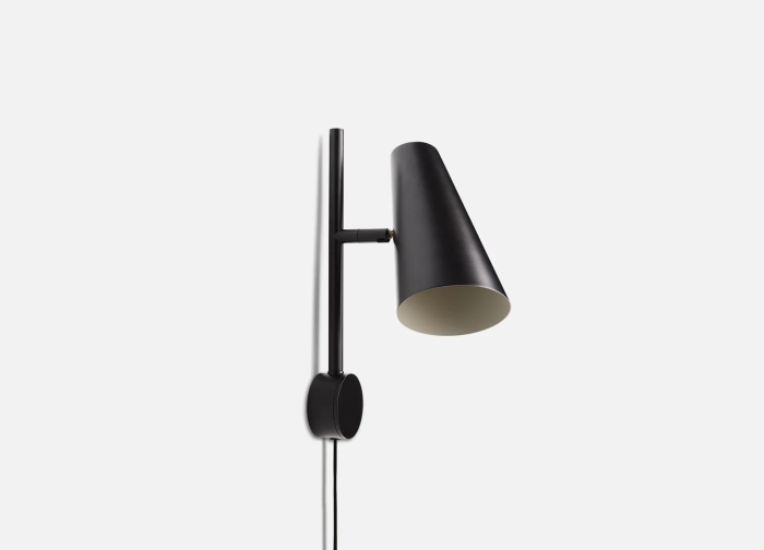 133060_WOUD_Conowalllamp_2_1600x.jpg.webp