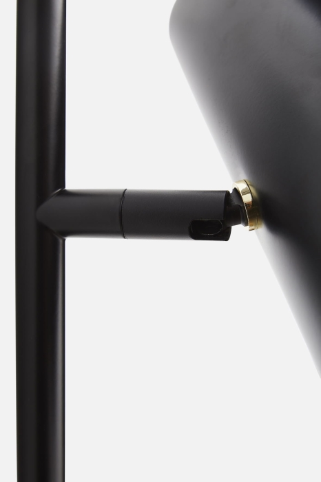 133060_WOUD_Cono wall lamp_black_3.jpg