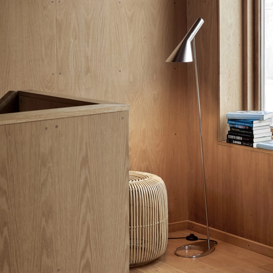 aj-gulvlampe-arne-jacobsen-lp-2.jpeg