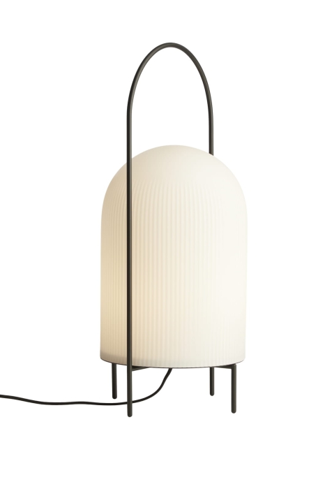 137017_WOUD_Ghost floor lamp_4_exposed.jpg