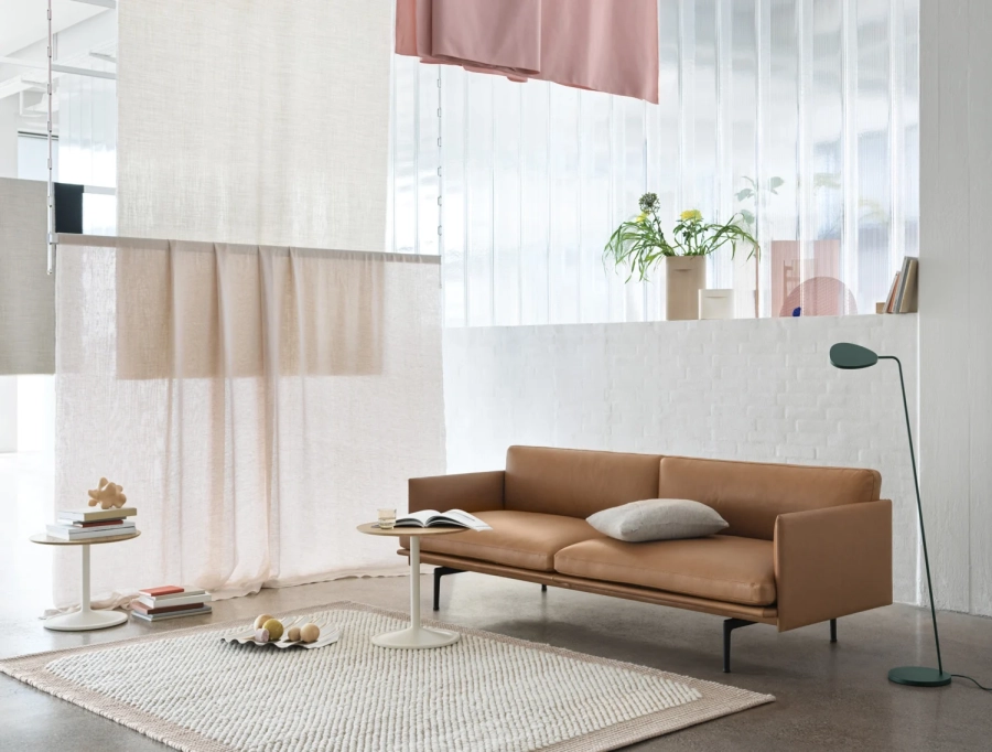 14735-en-outline-3-seater-refine-cognac-black-soft-side-solid-oak-off-white-wave-tray-pebble-pale-rose-leaf-floor--ridge-layer-cushion-muuto-org.webp