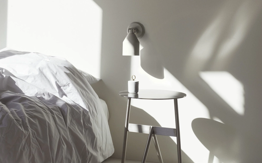 2022_Klip_Wall_Lamp_White_01.jpeg