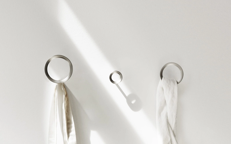 2022_Loop_Hook_Small_Medium_Large_Brushed_Zinc_02.jpeg