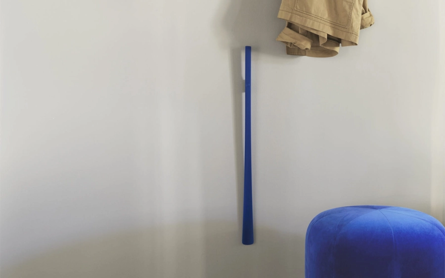 2022_Shoehorn_Blue_Stick_Hook_Black.jpeg