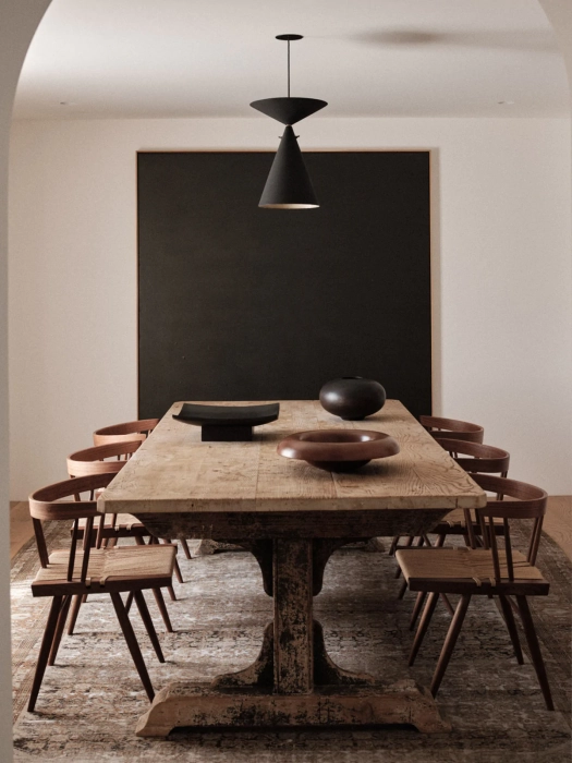 MENU_Rond_Bowl_Surround_Vase_Releve_Platter_4_b6699952-ab04-4a77-95a8-cc202bc8f436_1200x.webp