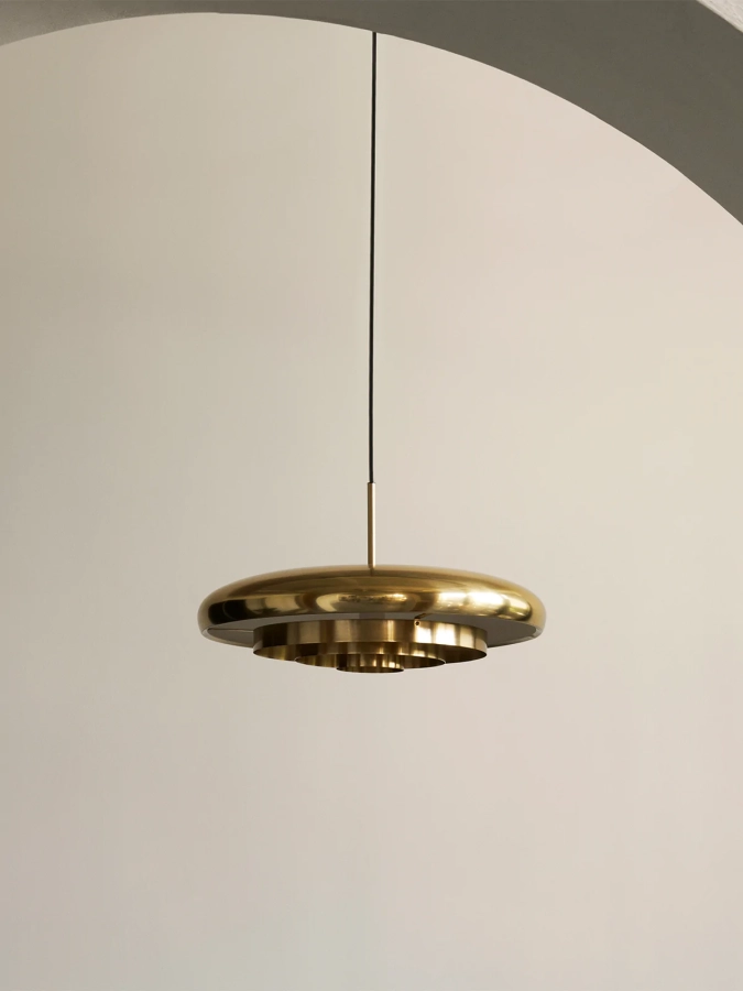 MENU_Resonant_Pendant_50b3e223-3740-41ba-a612-47d318c0d5d4_1200x.webp