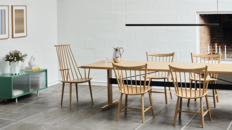 Passerelle Table L300xW95xH74 wb lacquered oak tabletop, frame and edge black powder coated crossbar_J42 wb lacquer oak_J110 wb lacquer oak 02.jpg