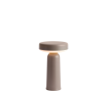 22855-en-ease-portable-lamp-taupe-muuto-hi-res.tif.png