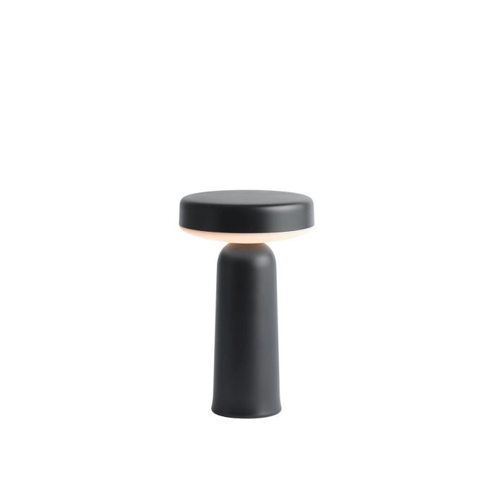 22845-en-ease-portable-lamp-black-muuto-hi-res.webp