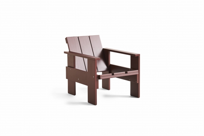 AD118-C946_Crate Lounge Chair iron red wb lacquer pinewood.jpg