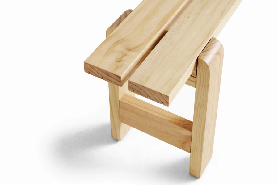 AD126-C954-AM86_Weekday Bench L140 x W23 x H45 cm wb lacquered pinewood_detail 01.jpg