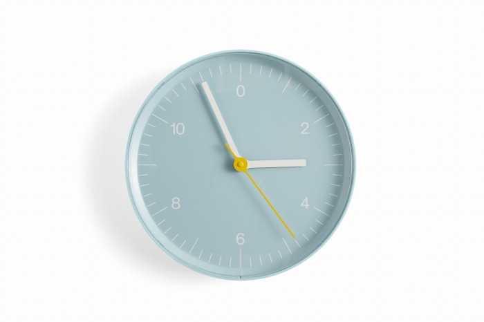 AC464-A656_Wall Clock light blue.jpg