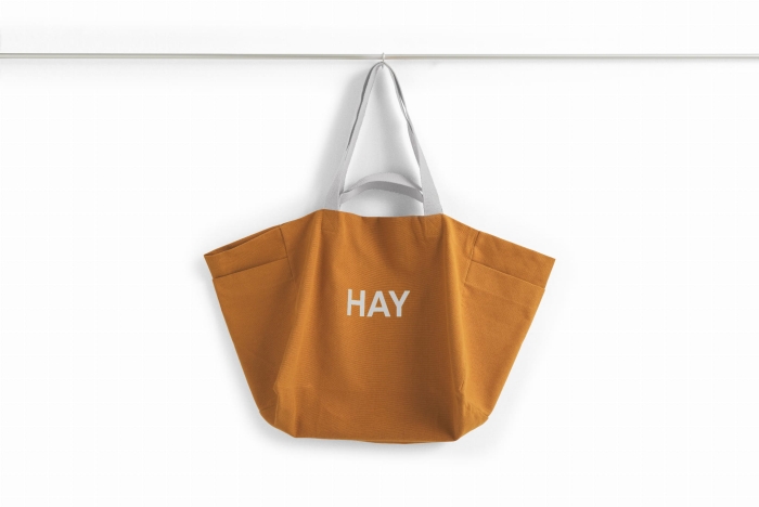 AB385-B629_Weekend Bag no. 2 mango.jpg