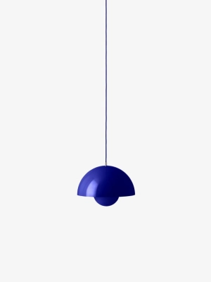 &Tradition lampa wisząca FLOWERPOT VP7 cobalt blue