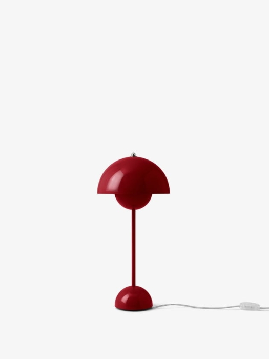 Flowerpot VP3 Vermillion Red_off.jpg