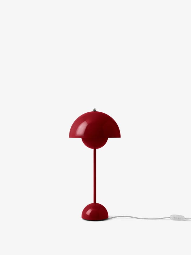 Flowerpot VP3 Vermillion Red_off.jpg