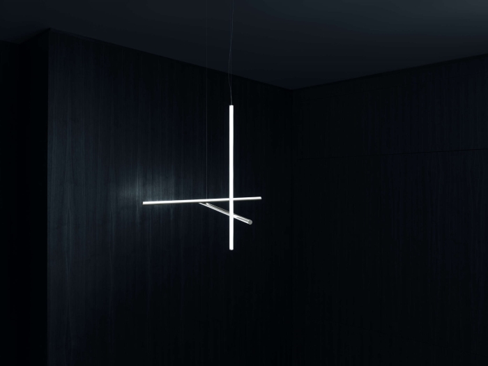 coordinates-suspension-1-argent-anastassiades-flos-01.jpg