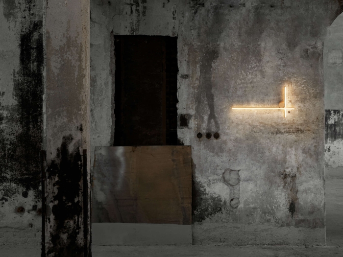 coordinates-wall-2-champagne-anastassiades-flos-01.jpg