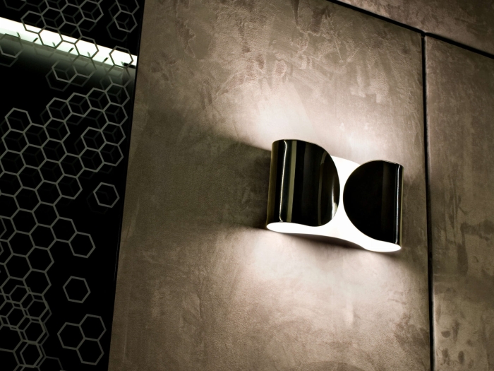 foglio-chrome-wall-ceiling-scarpa-flos-01.jpg