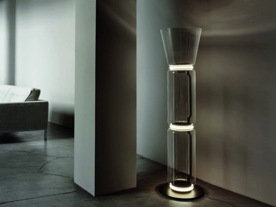 noctambule-f-2highcylinders-cone-black-floor-grcic-flos-02.jpg
