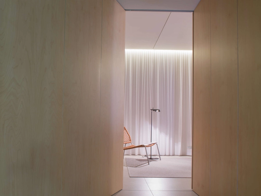 tab-f-black-floor-barber-osgerby-flos-03.jpg