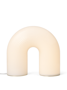 FERM LIVING lampa podłogowa VUELTA