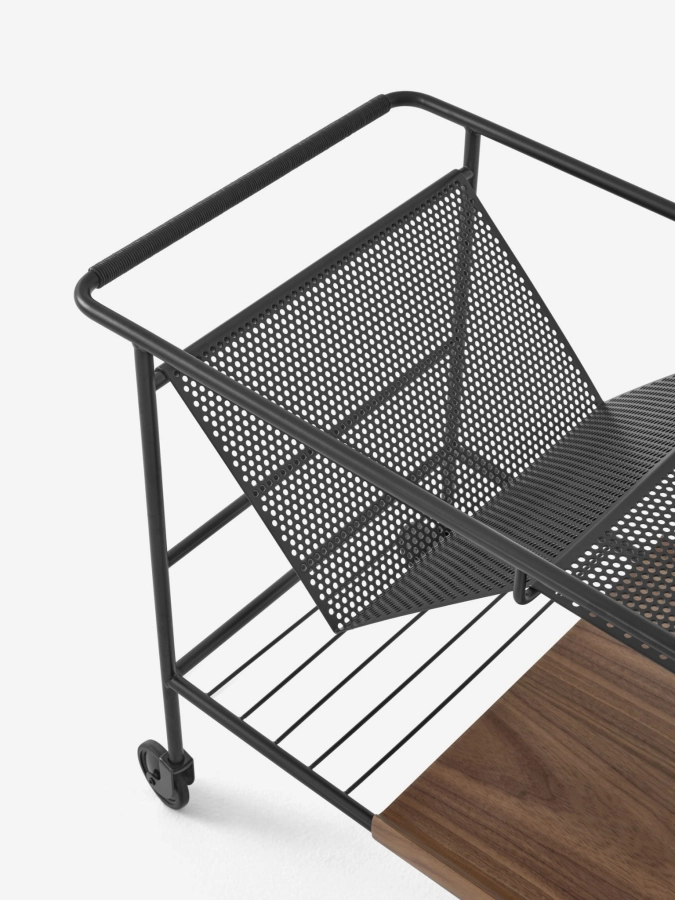 Alima NDS1 Matt Black w. Walnut Tray_Detail.jpg
